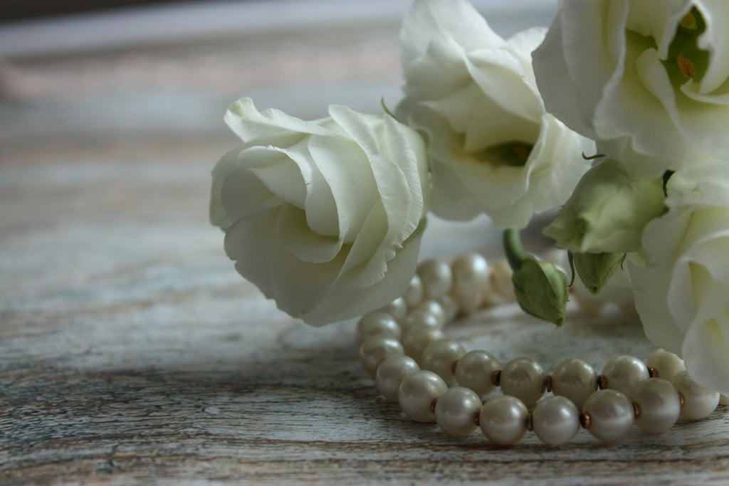 Craft Your Own Elegance: DIY Tahitian Pearl Jewelry at Home