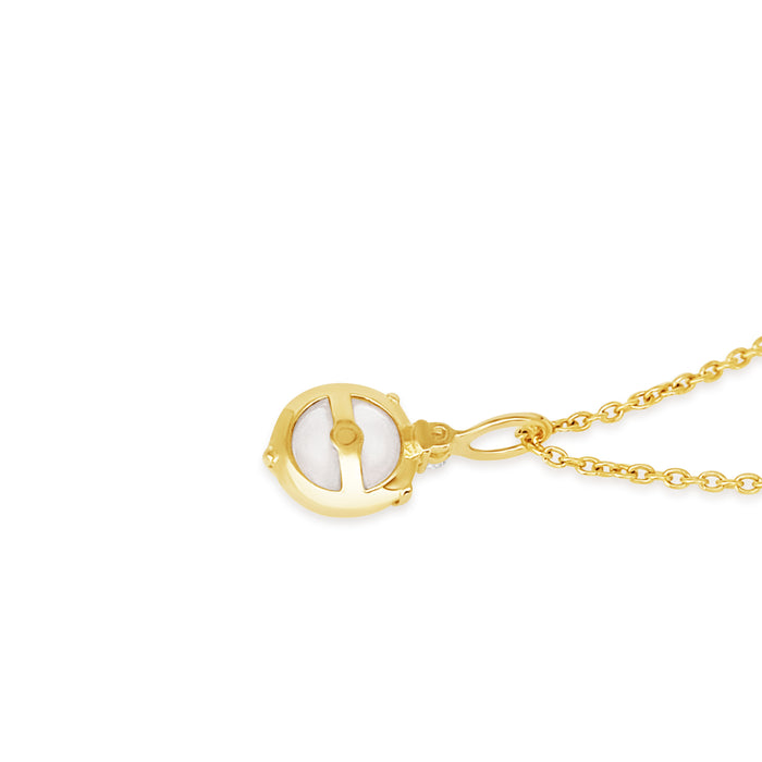 Yellow Gold 18K Diamond and Australian Mabe Pearl Pendant Necklace